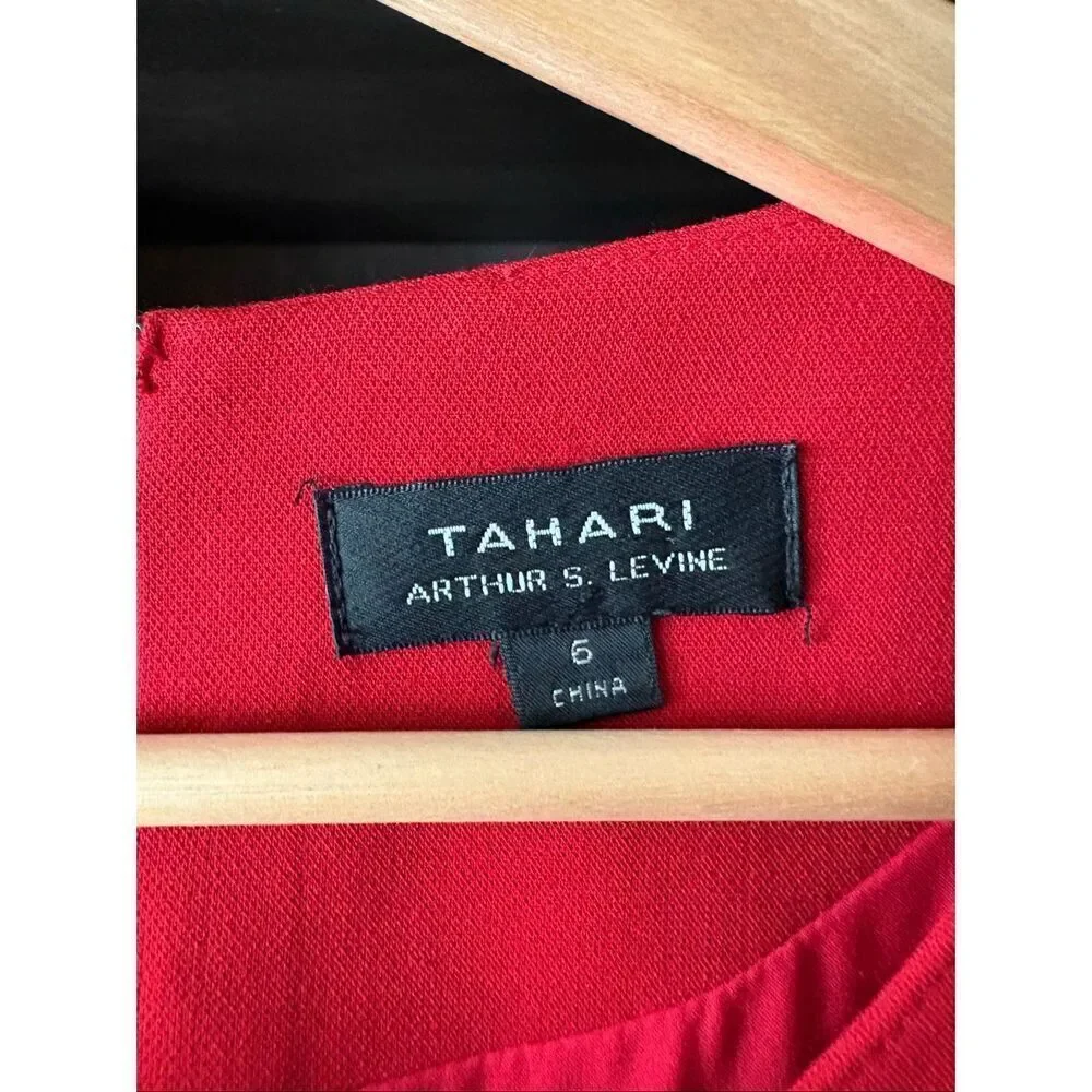 Tahari Arthur S. Levine Dress With Gold Zipper Pocket Size 6